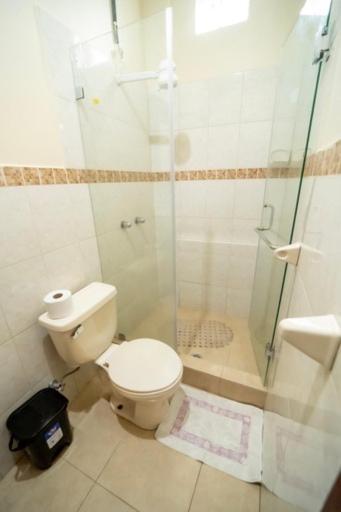 Tourist House Suites 2 Отавало Екстер'єр фото